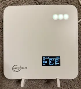 I-9psl Airgradient One - Air Quality Monitor Pm2.5 Co2 Tvocs Nox Temp Hum