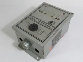 Amc-1022-ammonia Armstrong Ammonia Gas Monitor 120v 60hz 20w Rust Used