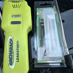 0019-7075 Bacharach Leakator Jr Combustible Gas Detector