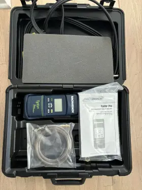 24-7268 Bacharach Fyrite Pro Combustion Gas Analyzer With Probe And Case