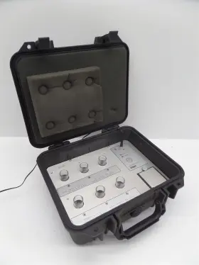 Arlg0 Drager Sensorstation Pac Industrial Gas Monitor Detector In Case