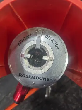 975hr4u6s3a2y7 Emerson / Rosemount New Analytical Flame Detector With Rain Cover And Swivel
