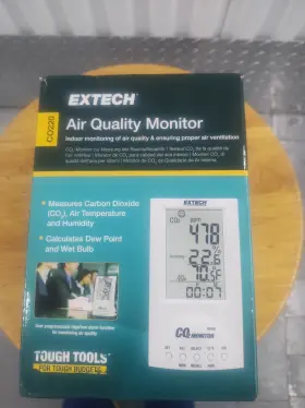 C0220 Extech 793950510001 New Air Quality Carbon Dioxide Monitor