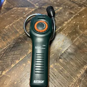 Ez40 Extech Instruments Ezflex 40 Combustible Gas Leak Detector Lights Up