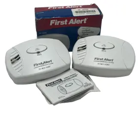 Co605b First Alert 2 Carbon Monoxide Alarm Co Detectors 9v Battery Powered