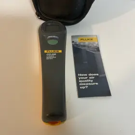 C0-220 Fluke Carbon Monoxide Meter - Tested Works Case And Paperwork Included