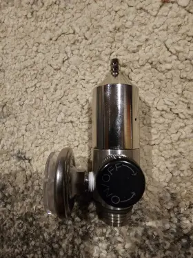 Ss-050-c10 Gmi 0.5lpm Fixed Flow Calibration Gas Regulator C10