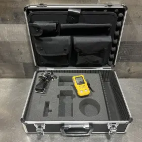 Bw-clip4 Honeywell Bw Clip4 Detector With Case. Expired. Offered For Parts Not Working
