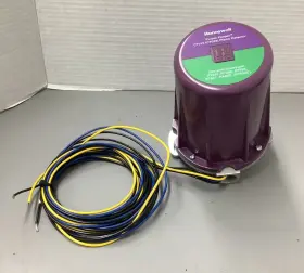 C7012a Honeywell 1145 Purple Peeper Uv Flame Detector 120v B583