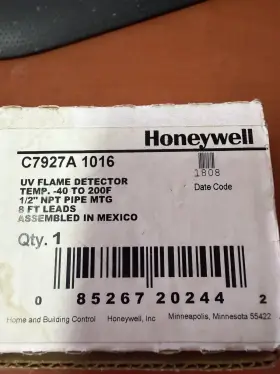 E05800019 Honeywell C7927a 1026. Ga. Braun Uv Flame Detector 1016