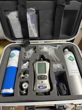 M01q0125c2 Honeywell Multirae 5 Gas Monitor With Case And Gauges / Extra Batteries Tested Working