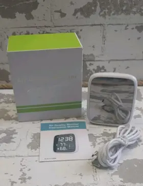 Lc-1038 Langkou - 4-in-1 Indoor Air Quality Monitor Portable Co2 Multi-use