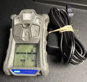00082748 Msa Altair 4xr Multi Gas Meter Detector Lel O2 Co H2s With Charger