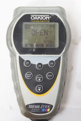 Temp-300 Oakton Digi Sense Temp 300 Data Logging Thermometer