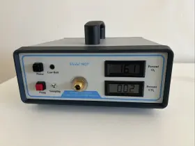 902p Quantek Instruments Oxigen/carbon Dioxide Dual Gas Analyzer