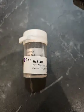 C03-0942-000 Rae Systems 008-1111-000 Lot Of 2 New O2 4r Sensor Expired 2017 As-is