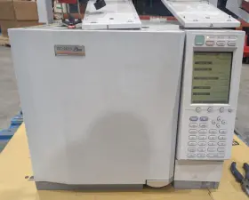 Gc-2010 Shimadzu Gas Chromatograph With Aoc 5000 Plus Autosampler