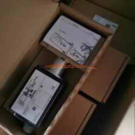 Siemens Qra55.e17 New 110v Flame Detector