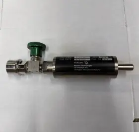 Ggf8473302 Varian Helium Calibrated Leak 5.7x10-8 Nupro Valve