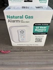 Denova 2-IN-1 Natural Gas & Co Detector DD620NV New. Price: $59.99.