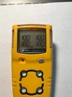 Honeywell Bw Mcxl-xwhm-y-na Gas Alert Microclip ,charger, New Oxygen, Cal'd Used. Price: $335.00.