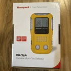 Honeywell CLIP4 Portable Multi-gas Detector Pn: Bwch-y-n Parts Only Used. Price: $99.99.